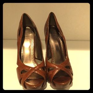Ted Baker brown leather high heels
